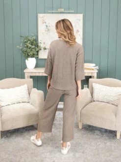 Textured Crop Pants W/ Pockets By DD Design | S - 3XL Pair W/ Sku57748 -Women Clothing Shop 009cc5cb2d327d731d01c655556f792a