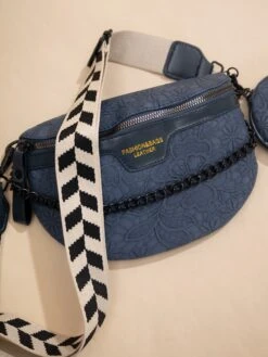 Color Block Strap Chain Shoulder Bag W/ Coin Purse | DOD OOTD -Women Clothing Shop 0e0759810a82ac0e3d3f3f4cb8a36be3