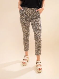 High Rise Cropped Pull On Clean Hem Straight Leg Pant W/ Porkchop Pocket | S-3X -Women Clothing Shop 0e4788ad28233af92bd5b729f016deb7