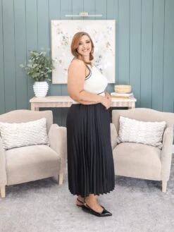 Contrasting Sleeveless Pleated Maxi Dress | S-L -Women Clothing Shop 160477717903aac74506aaf4b1b3bf3a