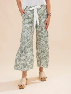 Tiered Leaf Print Pants With Elastic Waistband | S-3XL W/sku63610 -Women Clothing Shop 2202e8b74fe51417dcff941263e2aafa