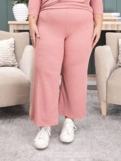 Yummi Rib Crop Pants By DD Design | S-3XL -Women Clothing Shop 2558ded1e3f66fef1f7f37ed0879fd27