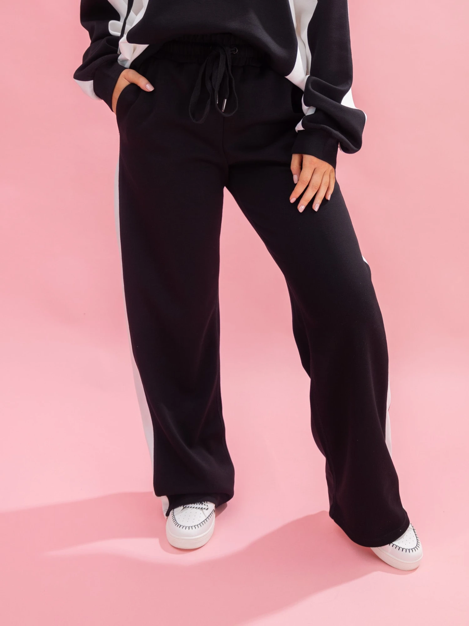 Luxe Scuba Color Block Wide Leg Pants DD Design | S-3XL 4 Luxe Scuba Color Block Wide Leg Pants DD Design | S-3XL - Image 4