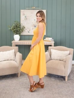 Smocked Sleeveless Midi Dress | S - XL -Women Clothing Shop 337e89ac4db30cdb36dc67722da75944