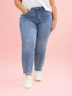 Diva Denim High Rise Crop Straight Jeans | 0 - 20 -Women Clothing Shop 349bdeb3d32282d514075d15484509fc