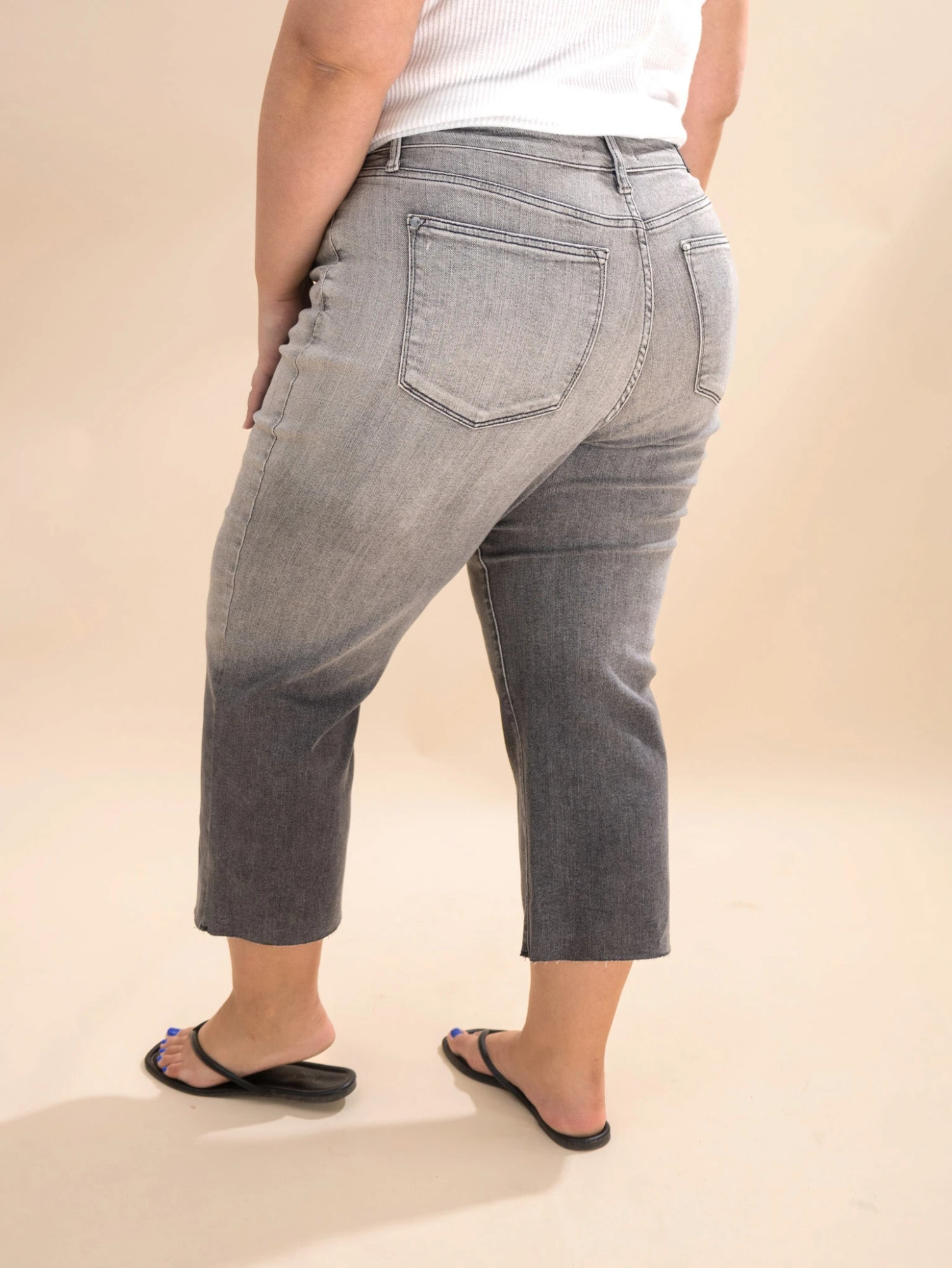 Judy Blue High Waist Vintage Grey Wash Crop Wide Leg Jeans | 0-24W 4 Judy Blue High Waist Vintage Grey Wash Crop Wide Leg Jeans | 0-24W - Image 4