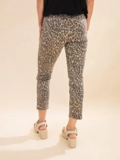 High Rise Cropped Pull On Clean Hem Straight Leg Pant W/ Porkchop Pocket | S-3X -Women Clothing Shop 52883b6f4145ccef5d998dd3feec655a