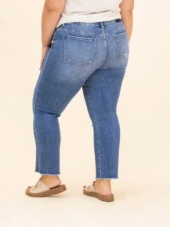 Mica Denim Freestyle Mid Rise Crop Jeans | 0-15 -Women Clothing Shop 5bbd21dd1e8f7085da76db56ba4e27ad