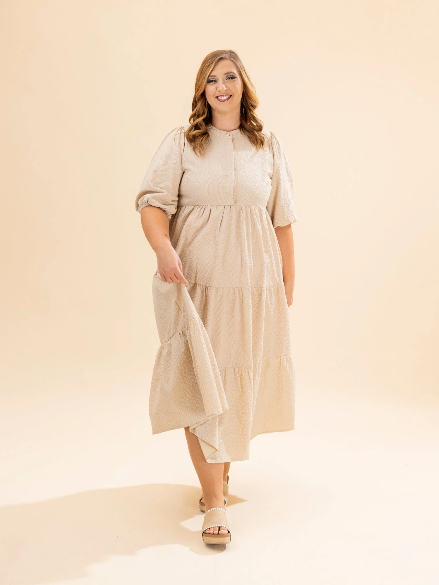 Textured Tiered Midi Dress With Puff Sleeves | S-L 3 Textured Tiered Midi Dress With Puff Sleeves | S-L - Image 3