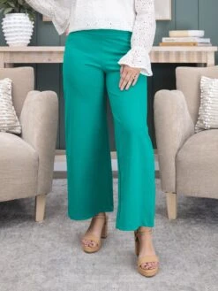 Dear Scarlett "Magic" Stretch Pull On Wide Leg Crop Pants | S-3X -Women Clothing Shop 6448dc26b798efb621359e9bf7281fc7