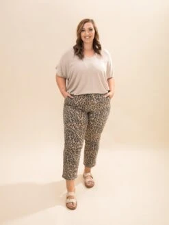 High Rise Cropped Pull On Clean Hem Straight Leg Pant W/ Porkchop Pocket | S-3X -Women Clothing Shop 69f1bd57a5fbd4ad2b42ddbcfd60399e