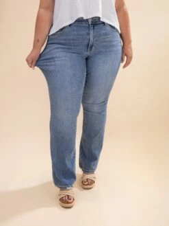 Judy Blue Mid Rise Vintage Wash Boot Cut With Destroy Hem | 0-24W