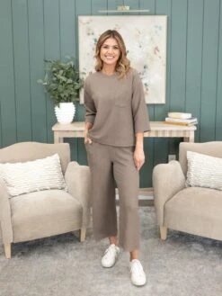 Textured Crop Pants W/ Pockets By DD Design | S - 3XL Pair W/ Sku57748 -Women Clothing Shop 7d9257966804103c500a89d0200e8b59