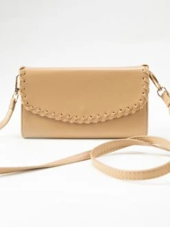 Kyre Crossbody Wallet -Women Clothing Shop 8c89082d66f4fa6f7f3ba3eb0ef1e634