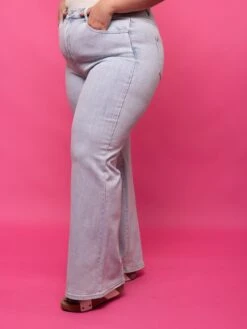 Risen High Rise 90's Wide Leg Jean- Light Wash | 1 - 3X -Women Clothing Shop 90064b88d4bf74c21637a5a49e1fcdae