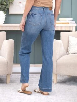 Judy Blue High Waist Contrast Thread Straight Jean | 0-20 -Women Clothing Shop 901743f6083b1dce9d0f4b6fcea81e97