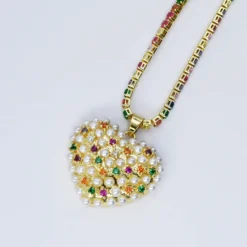 Glowing Heart Of Pearls Necklace Treasure Jewels -Women Clothing Shop 91dd4585df10c4ccddcea70a10b10842