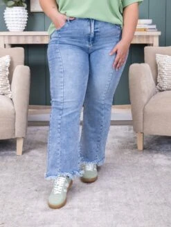 Risen High Rise Crop Flare Seam Detail Uneven Frey Hem Jean | 0-3X -Women Clothing Shop 92c551ef701298a541de0d8d12ec4b5f