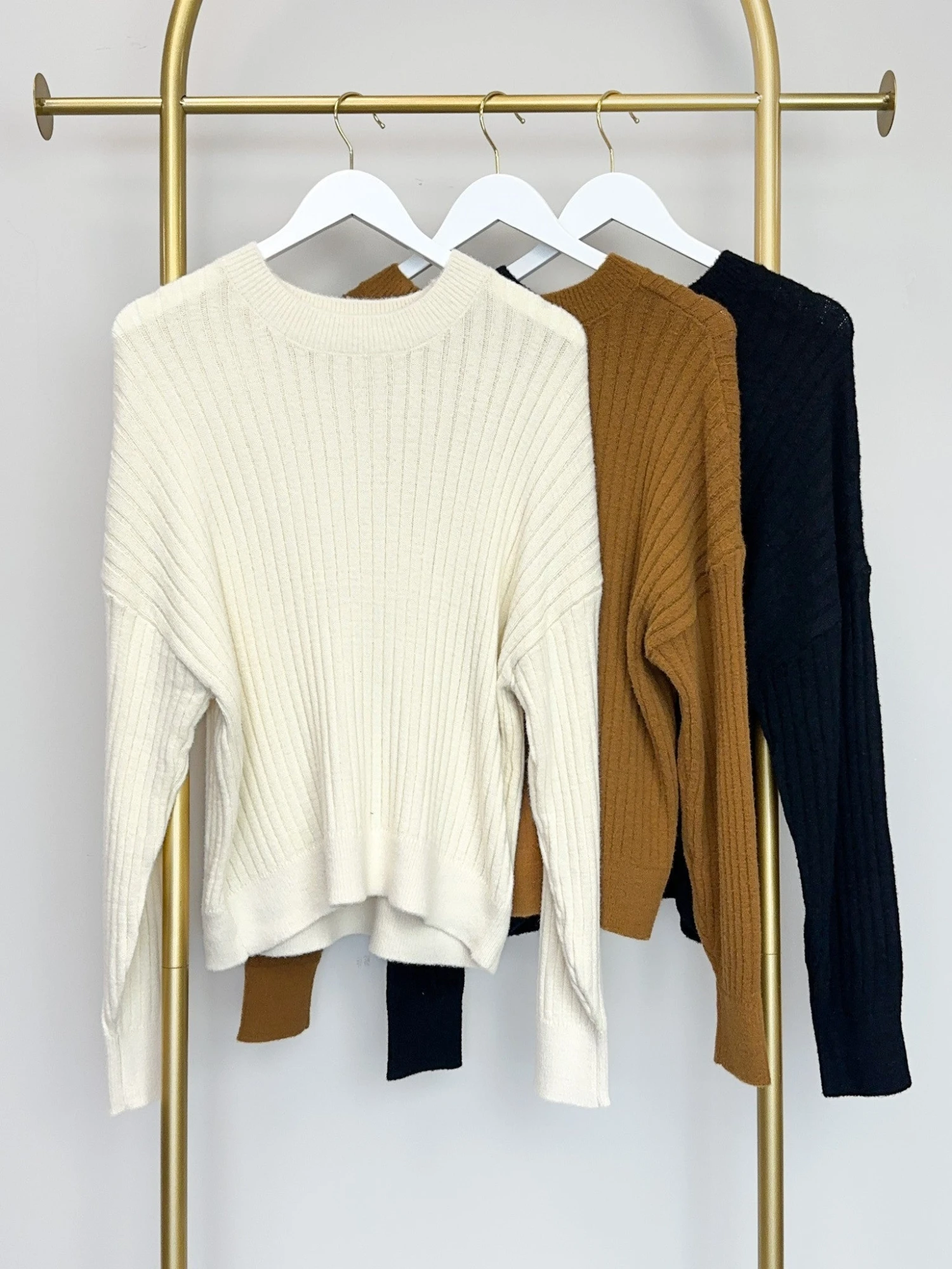 Round Neck Fuzzy Ribbed Dolman Sleeves Top | S - L 1 Round Neck Fuzzy Ribbed Dolman Sleeves Top | S - L