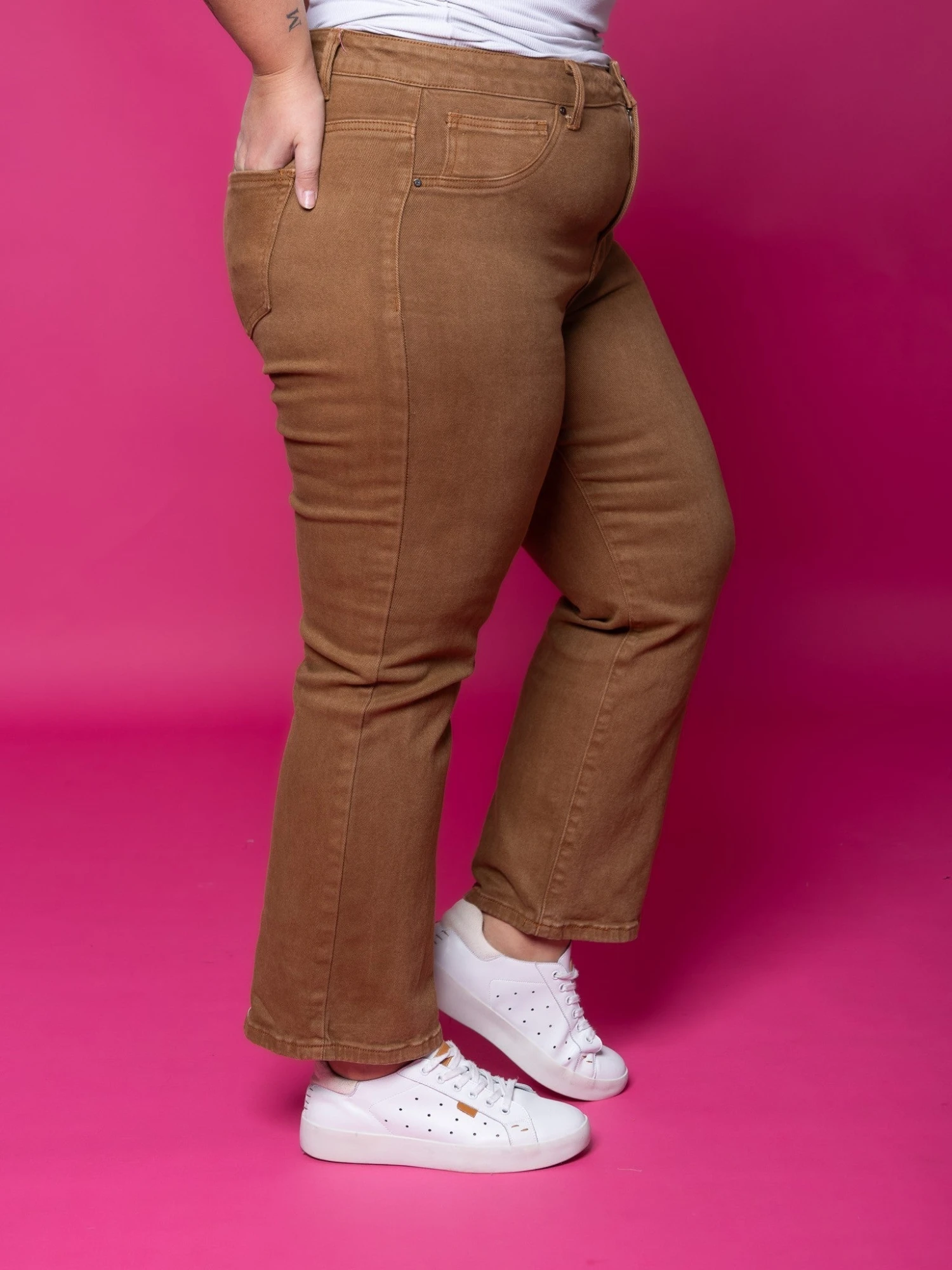 Risen Mid-Rise Straight Leg Crop Jeans | 0 - 3X 3 Risen Mid-Rise Straight Leg Crop Jeans | 0 - 3X - Image 3
