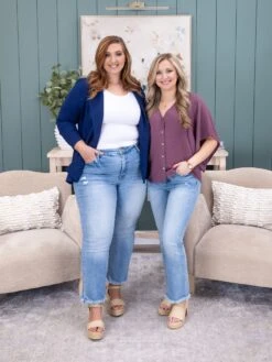 Zenana Mid Rise Straight Raw Hem Cropped Denim Jeans| 1-18