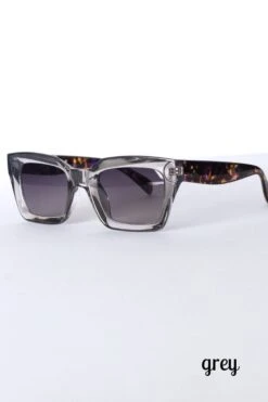 Thick Square Rim Sunglasses -Women Clothing Shop b2d9510a0ee9a5fe4f1c554a7fb7fc21