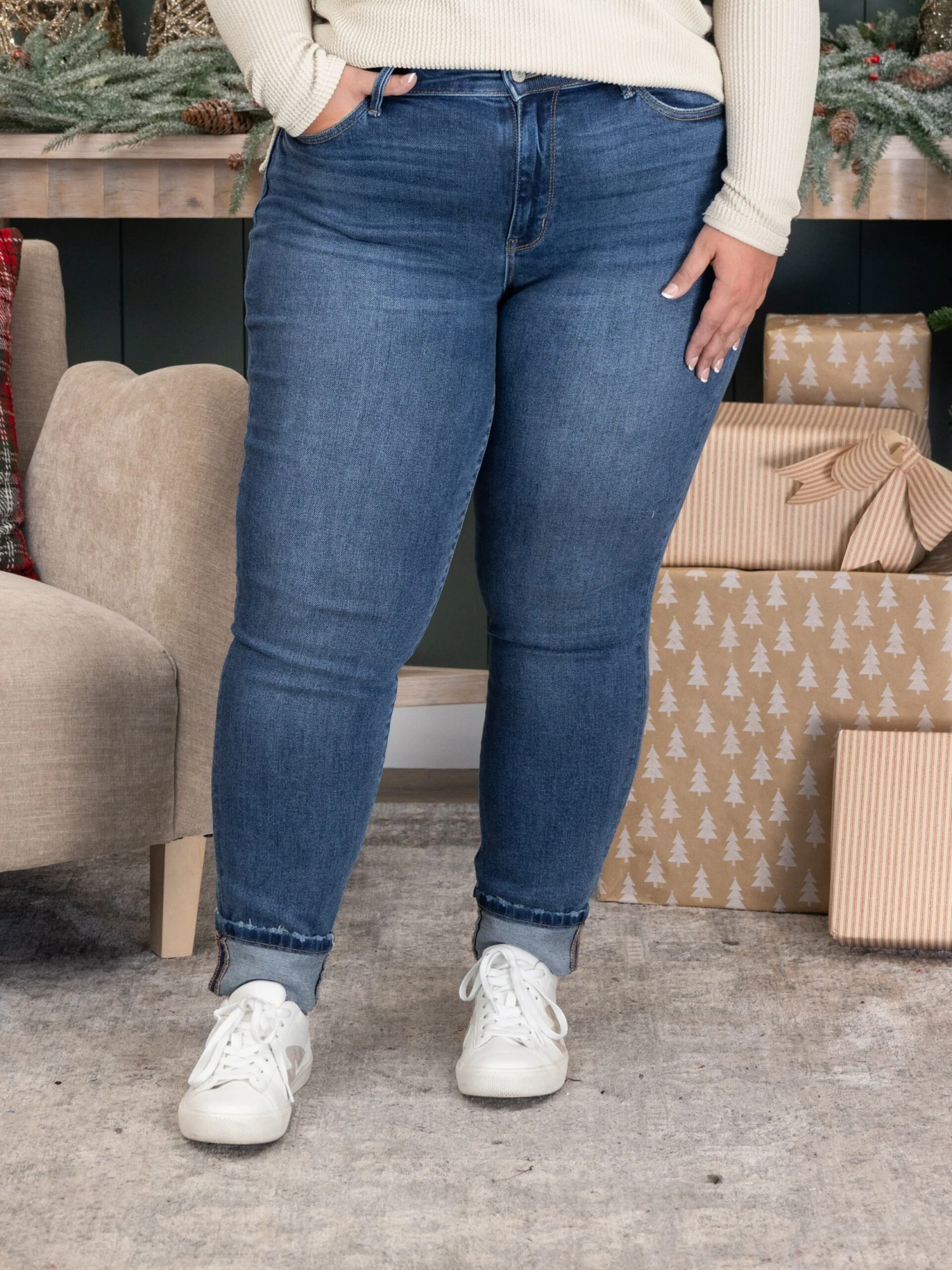 Judy Blue Mid-Rise Vintage Wash Boyfriend Jeans | 0 - 24 4 Judy Blue Mid-Rise Vintage Wash Boyfriend Jeans | 0 - 24 - Image 4