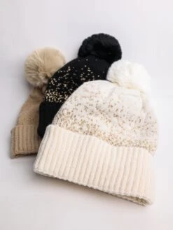 Sprinkle Pom Beanie With Fur Lining