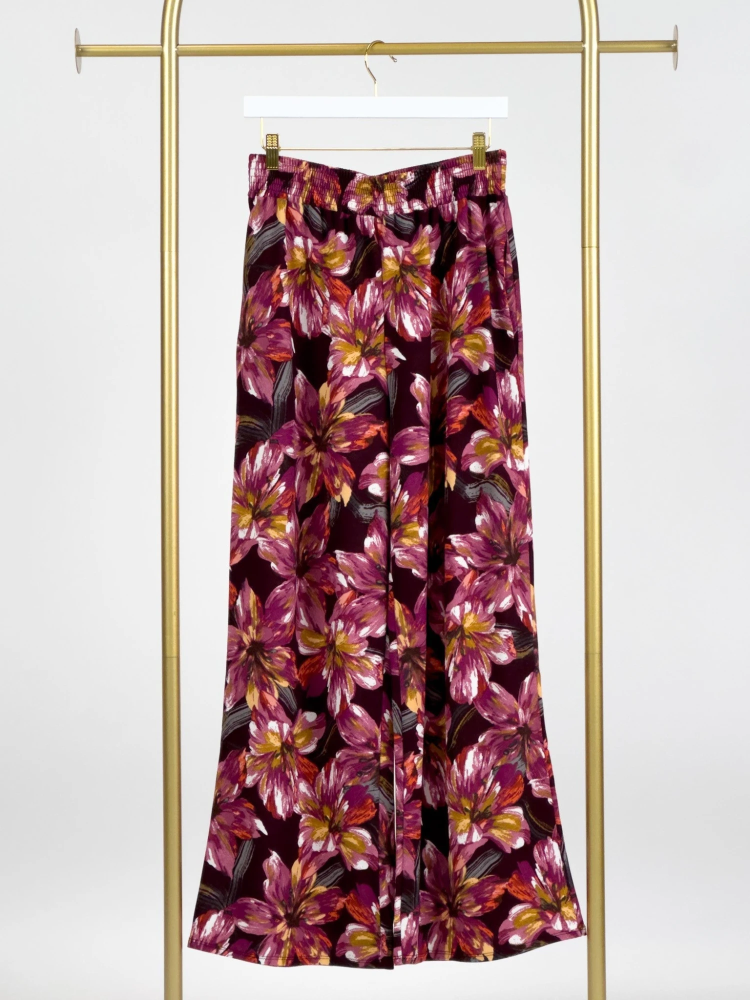 Airflow Floral Print Elastic Waist Wide Leg Pants W/ Pockets | S - 3X 1 Airflow Floral Print Elastic Waist Wide Leg Pants W/ Pockets | S - 3X