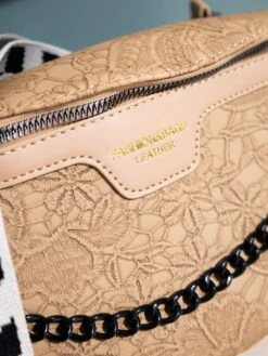 Color Block Strap Chain Shoulder Bag W/ Coin Purse | DOD OOTD -Women Clothing Shop c8a97412f06cc6b3b36ed3b0ac1afa75