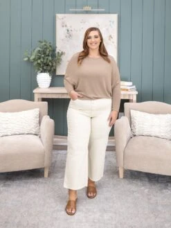 Mica Denim Chromatic High Rise Wide Crop | 0-15 -Women Clothing Shop c948ff87f647f4675afe5c6dd63867a4