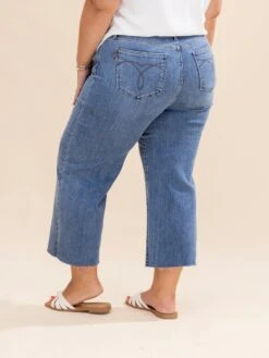 Judy Blue High Waist Wide Crop Classic Raw Hem Jean | 0-24 -Women Clothing Shop db6d21bb46ab21c831bdec039a1f931a