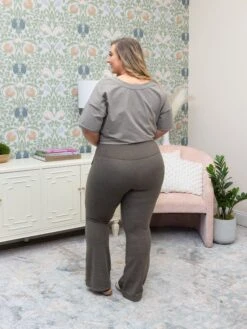 Buttery High Waist Flare Yoga Pants | S-3X -Women Clothing Shop e221448616e89e35af7935a205bd692b