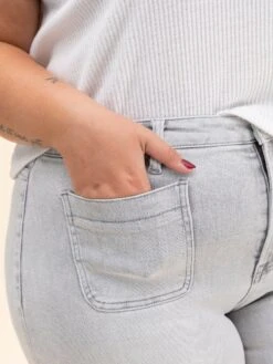 Mica Denim High Rise Cropped Wide Leg With Patch Pocket | 0-22 -Women Clothing Shop e5ba1eb2eeddfc00daf12bb3c95d1777