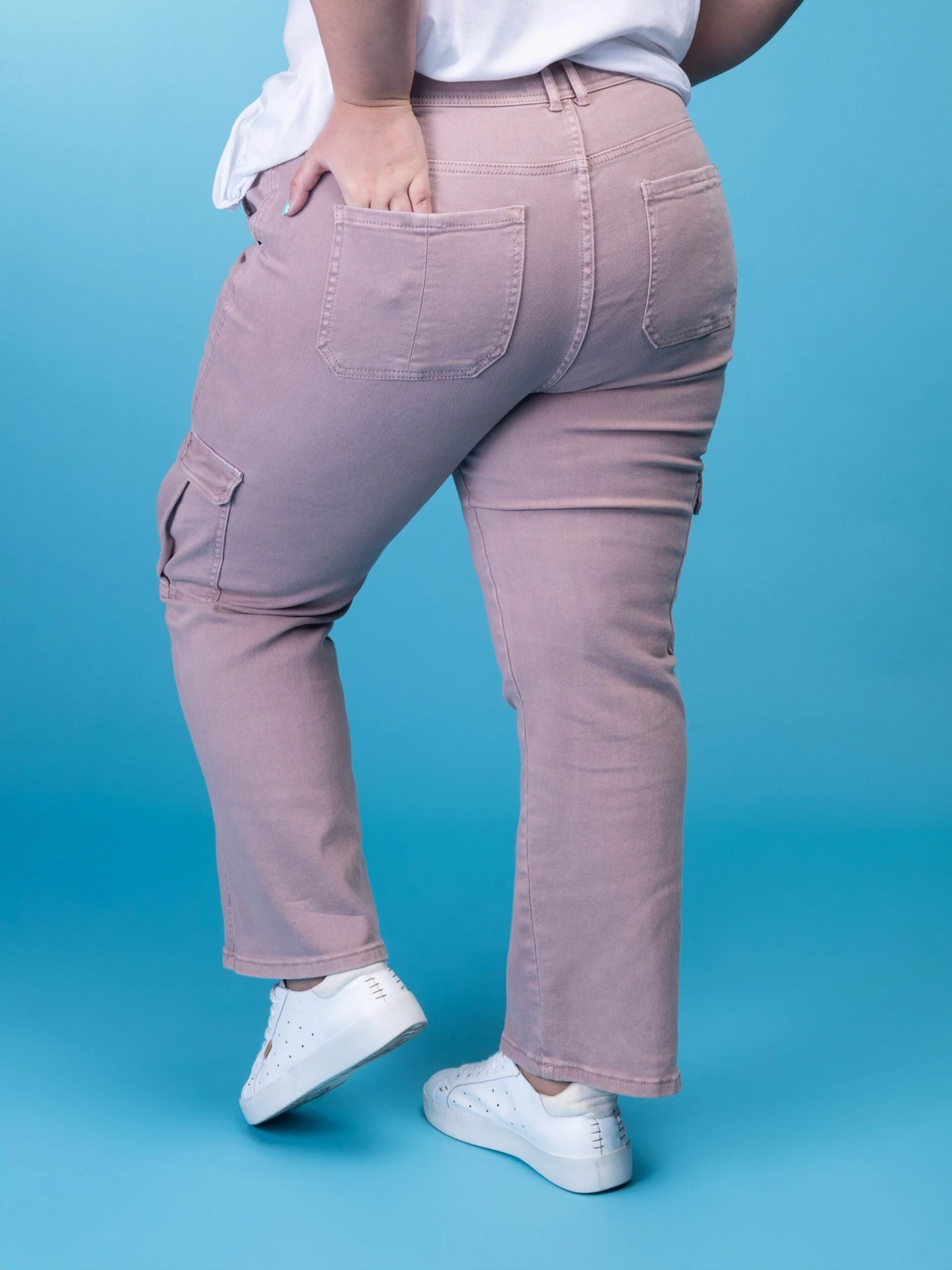 Risen High Rise Cargo Pants | 0 - 3X 3 Risen High Rise Cargo Pants | 0 - 3X - Image 3