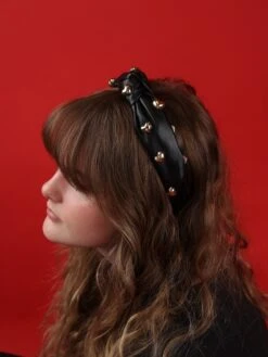 Heart Stud Faux Leather Headband | *DOORBUSTER* -Women Clothing Shop oRLsDWdQqrBOL7SZVa2b0ooUsxLC7KA6C0u6vFOk
