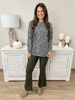 YMI Hyperstretch High Rise Flare | S - 3X -Women Clothing Shop rSIRO93mO3oDNz5YxQIaxQGR94yQiwgjZC9ocJ2x