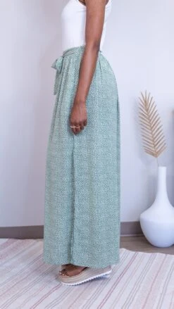 Weak In The Knees Pants *Final Sale* -Women Clothing Shop t329uCXWTHdjU925VZ8YK9uFgyKR8ufk9OoHXoV0